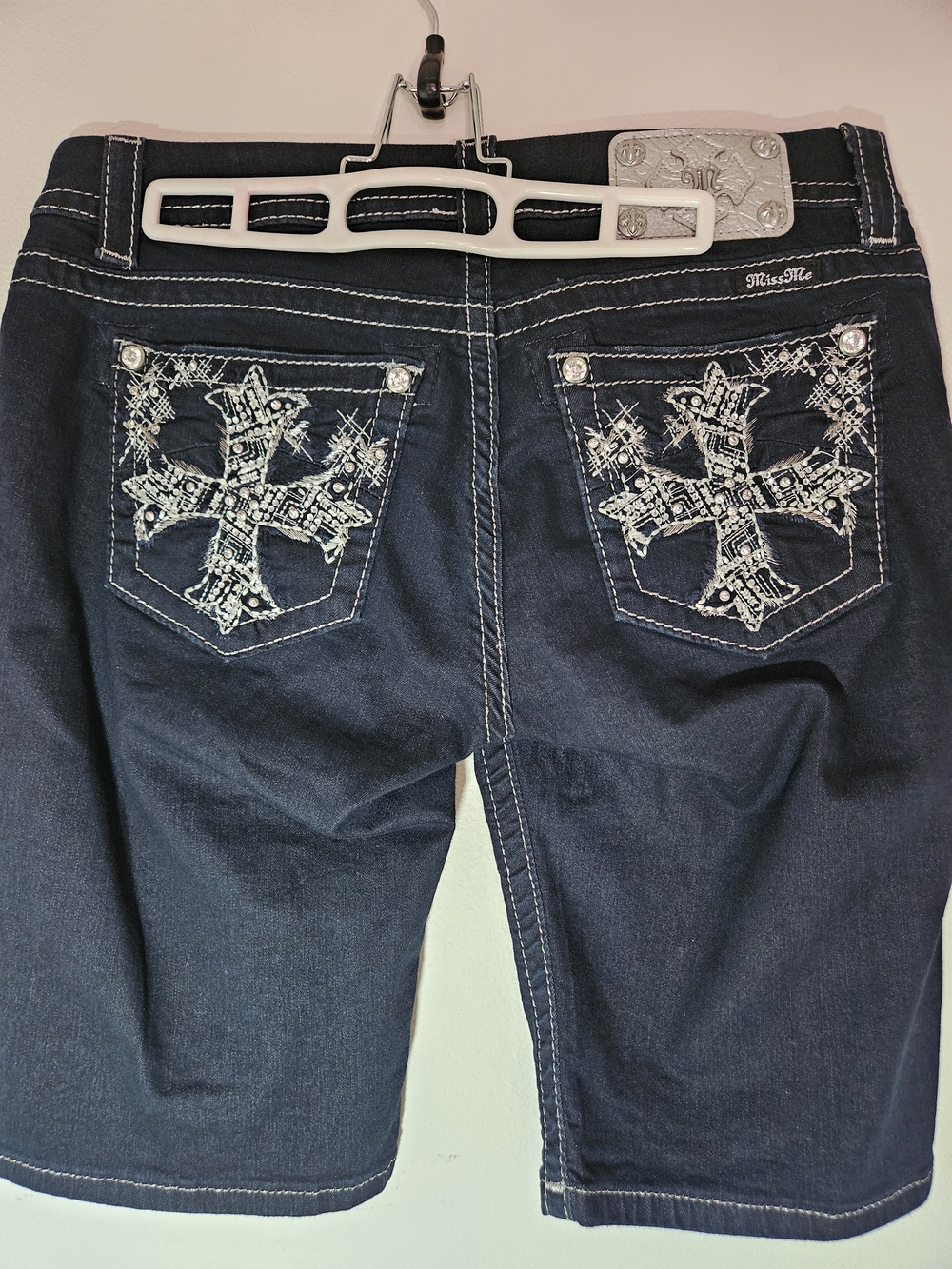 NWOT Miss Me Dark Blue Embroidered Cross Pocket Bermuda Shorts